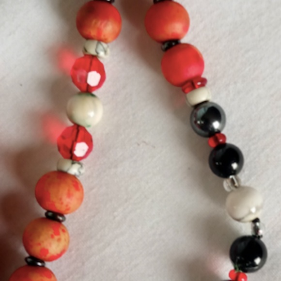 Grounded Protection Prayer Beads - Picture 4 of 4